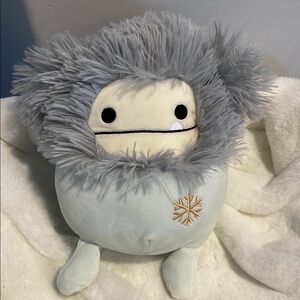 ❤️3/$25 Squishmallow Evita The Bigfoot 7.5”